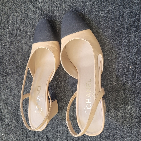Chanel Cap Toe Slingback Pumps Heels size 36.5 - Picture 16 of 16